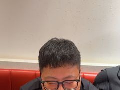 -蜜桃餐厅·伴山(绿宝广场店)