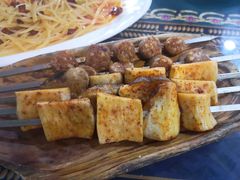 烤蘑菇-乡村馕坑肉·烧烤·新疆菜·本地人更爱吃(阿勒泰首店)
