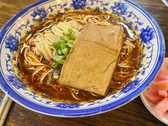 -碗里捞川渝特色面(沙河玖耀里店)
