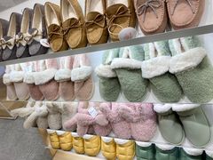 -hotwind热风(中贸广场店)