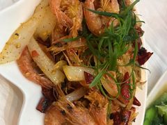 -覃记海鲜美食餐厅