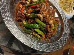 -德彪酒馆围炉串串