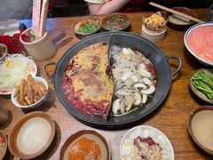 -萍姐火锅·公路夜市(武汉首店)