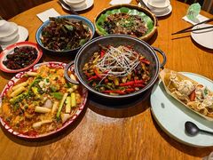 -郭婆婆疯子鸡·土货江湖菜馆