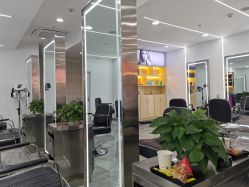 -Coo Hair salon