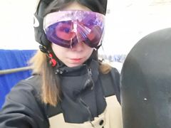 -乔波室内滑雪场