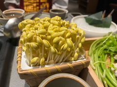 -巴奴毛肚火锅(悠唐购物中心店)