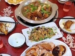 -聚首堂·特色小吃·肘子(什刹海德胜门店)