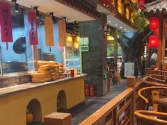 -钵家大院·地道湖北菜(江夏·大花岭店)