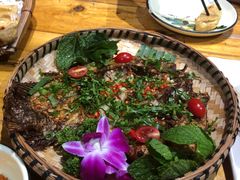 -老滇山寨•云南特色菜•地方菜•民族风情歌舞表演(金碧店)