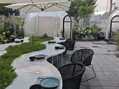 -黛遇·黛瓦宴花园餐厅