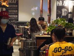 大堂-·缸桶屋·韩式牛肋条自助烤肉(西湖D11店)