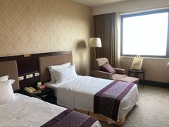 -山明水秀大饭店