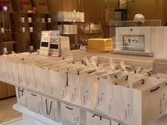 -银座仁志川·生吐司专门店(香港广场店)