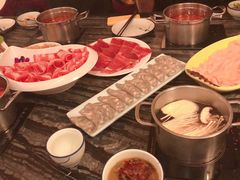 -云中捞高空旋转餐厅(商茂世纪广场店)