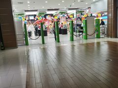 -大润发购物广场名烟名酒(九全嘉国际店)