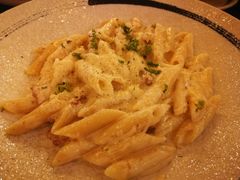 奶油芝士咸肉烩管面-PIZZA BIANCA(万象城店)