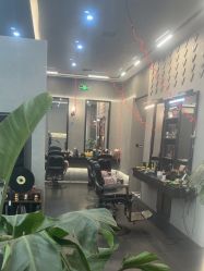 -老肖男士理发店