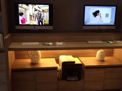 -西安大雁塔科技大学地铁站亚朵酒店