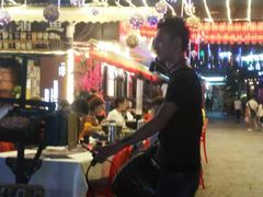-刘姐啤酒鱼民族演艺餐厅(西街总店)