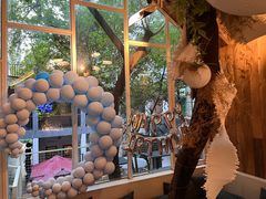 -春树下·树屋花房西餐厅(罍街AS1980店)