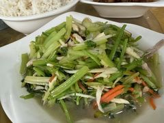 -凤嫂农家乐(梁弄店)