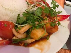 -Lanterns Vietnamese Restaurant