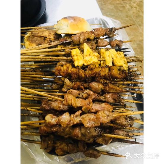 二子烧烤大排档(凤凰路店)