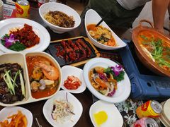 -贵宾庄炸酱面·韩式料理(高区店)