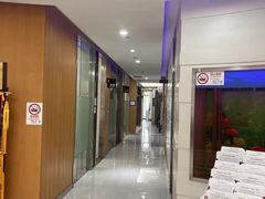 -雅悦齿科(顾村公园店)