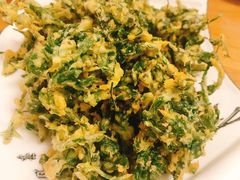 炸花椒芽-钰田大院·怀柔地道农家菜·烤虹鳟鱼(雁栖湖店)