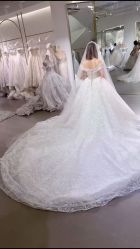 -艾米丽婚纱礼服