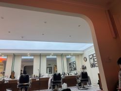 -理昂男士理发店 Barber shop