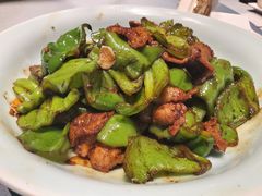 辣椒炒肉-宏达宴老菜馆(群力第四大道店)