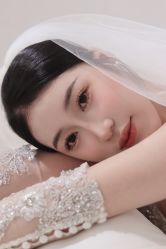 -艾米丽婚纱礼服