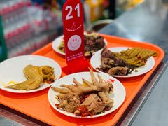 -梁老三麻辣鸡头总店