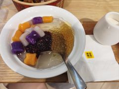 -满记甜品(优客百盛店)