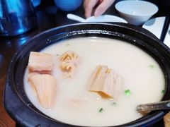 -楚天美食坊(越秀先烈中路店)