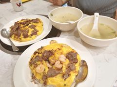 滑蛋牛肉虾仁饭-有章牛杂(石厦店)