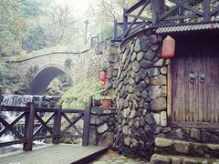 -天明山温泉大酒店