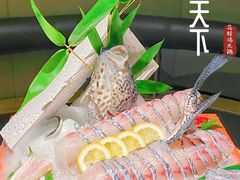 -领鲜天下·焗海鲜·花胶鸡(天目里店)