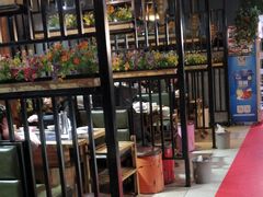 大堂-秋语木桶鱼.酸菜鱼(开发区火车站店)