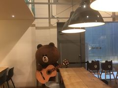 -LINE FRIENDS Garosu-gil Flagship Store
