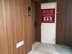-索菲亚S轻奢HOTEL(广州花地湾地铁站店)