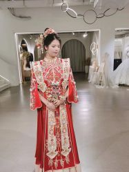 -艾米丽婚纱礼服