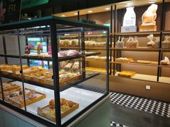 面包甜点陈列柜-圣安娜饼屋