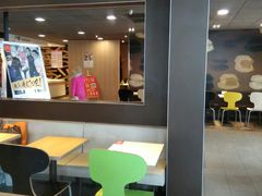 -麦当劳(南京路2店)
