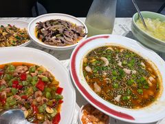 -锦庐道地川菜(来福士店)