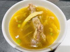 -佬太公海鸭·海鲜大排档(上海总店)