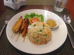 -Old House Restaurant